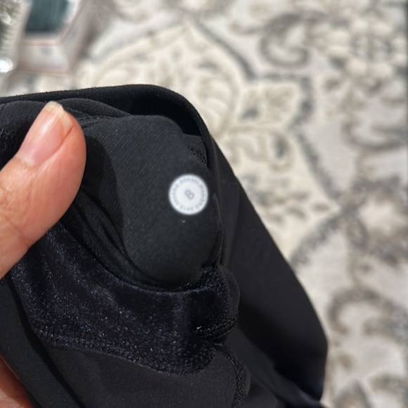 Lulu🍋 Black Align SHR Crop * Crushed Velvet size 8 - Picture 8 of 11